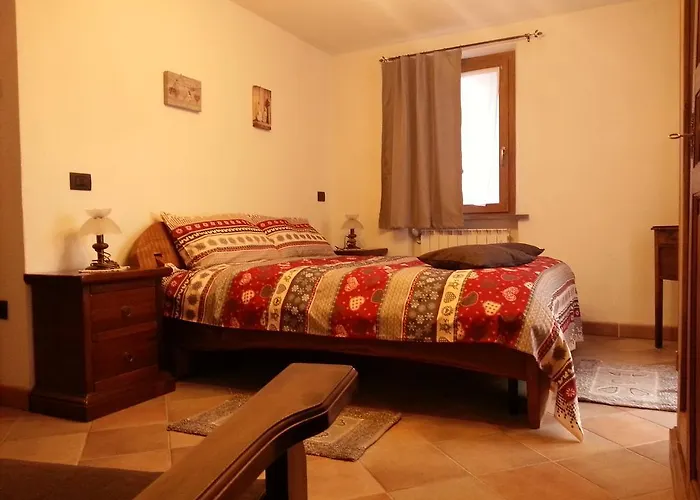 Holiday home Maison Bellevue Vda-perloz-n 0001 Pont-Saint-Martin